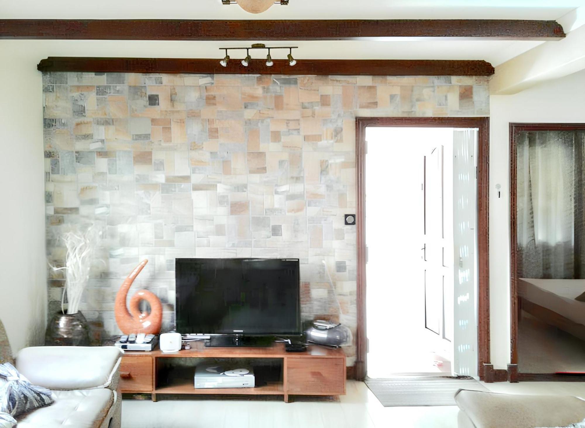 Spacious House In Flic En Flac With Shared Pool 외부 사진